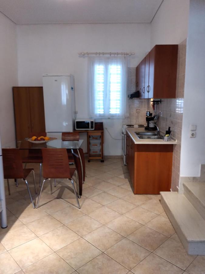 Comfy Alykes Apartment, * Volos