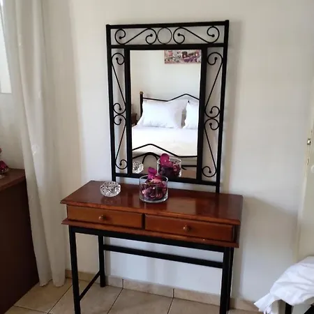 Comfy Alykes Apartment, Volos Exterior photo